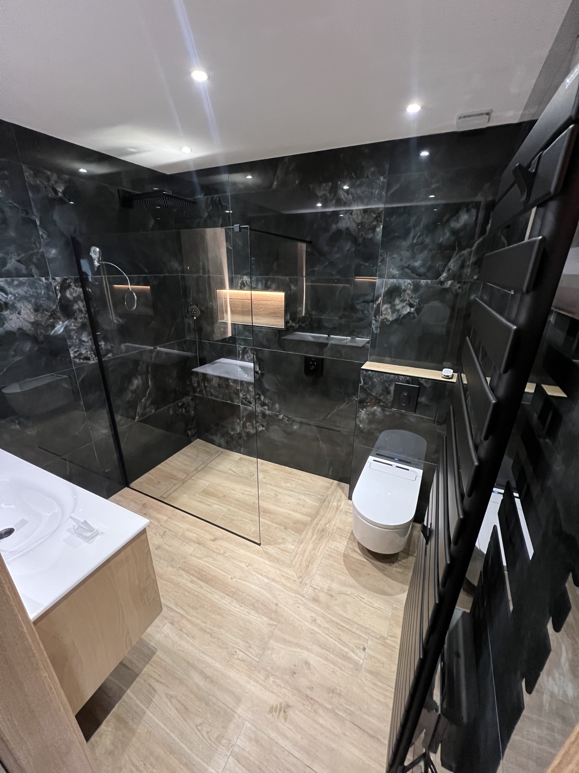 Salle de bain contemporaine
